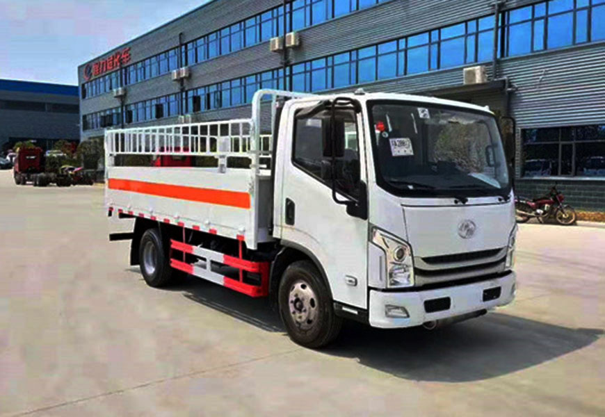 國六躍進(jìn)超越氣瓶運(yùn)輸車