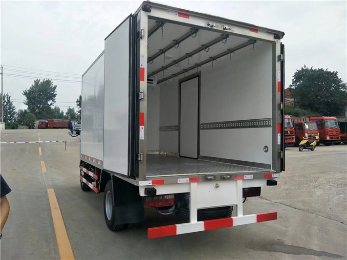 冷藏車(chē)在運(yùn)輸過(guò)程中如何減少損耗?